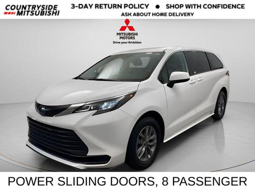 2024 Toyota Sienna LE