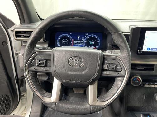 2025 Toyota Tacoma TRD Off Road