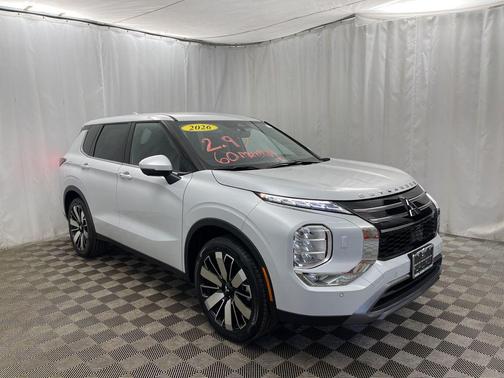 2026 Mitsubishi Outlander SE S-AWC