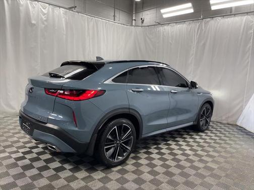2022 INFINITI QX55 LUXE
