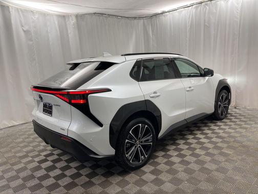 2024 Toyota bZ4X Limited