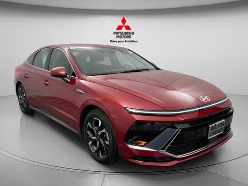 Ultimate red 2025 Hyundai SONATA SEL