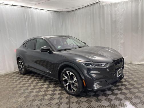 2021 Ford Mustang Mach-E Premium