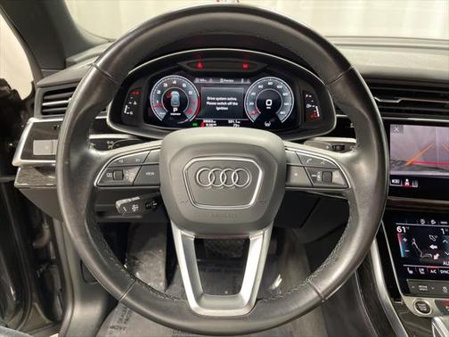 2022 Audi Q8 55 Premium Plus