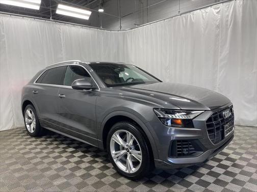 2022 Audi Q8 55 Premium Plus