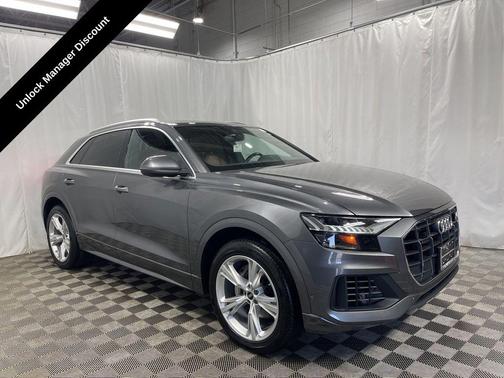 2022 Audi Q8 55 Premium Plus