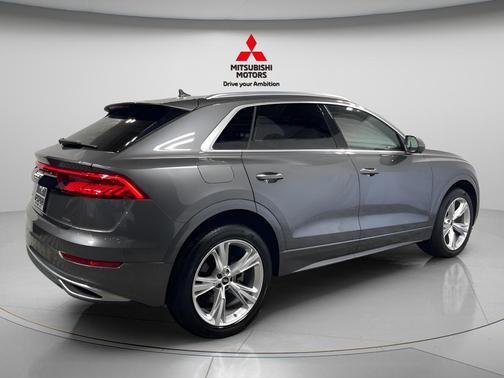 Gray Metallic 2022 Audi Q8 55 Premium Plus