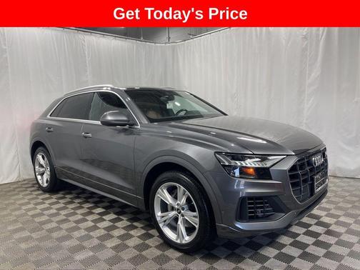 2022 Audi Q8 55 Premium Plus