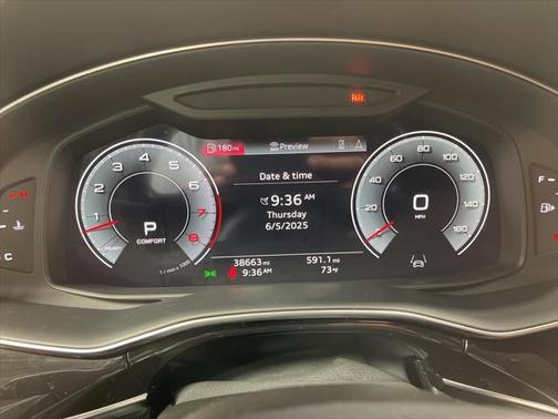2022 Audi Q8 55 Premium Plus