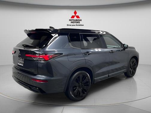 Graphite Grey With Black Roof 2026 Mitsubishi Outlander Black Edition S-AWC