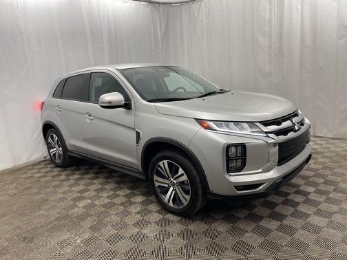 2024 Mitsubishi Outlander Sport SE