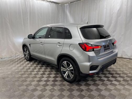 2024 Mitsubishi Outlander Sport SE