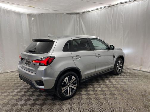 2024 Mitsubishi Outlander Sport SE