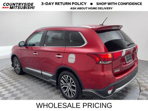 Rally Red Metallic 2016 Mitsubishi Outlander GT