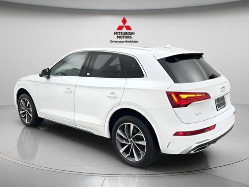 2024 Audi Q5 45 S line Premium Plus