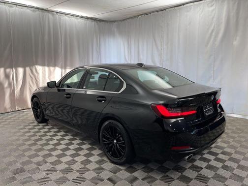 2024 BMW 330 i xDrive