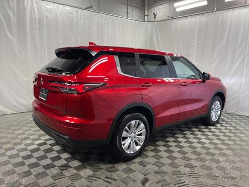 2025 Mitsubishi Outlander ES 2.5 S-AWC