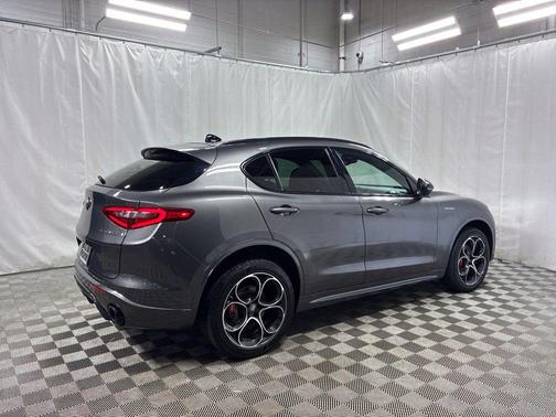 Vesuvio Gray Metallic 2023 Alfa Romeo Stelvio Veloce AWD