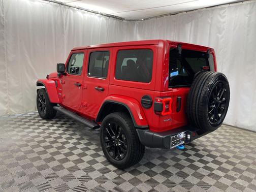 2024 Jeep Wrangler 4xe Sahara