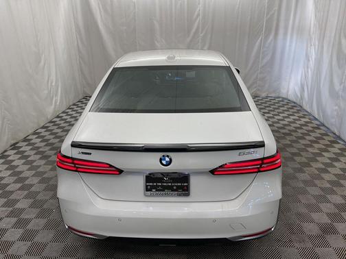 2024 BMW 530 i xDrive