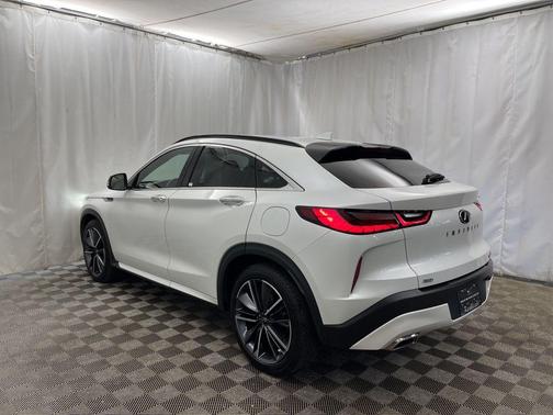 2024 INFINITI QX55 LUXE