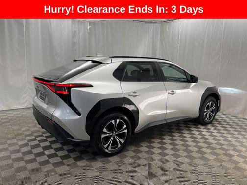 2024 Toyota bZ4X XLE