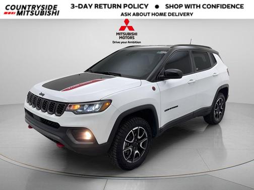 Bright White Clearcoat 2025 Jeep Compass Trailhawk