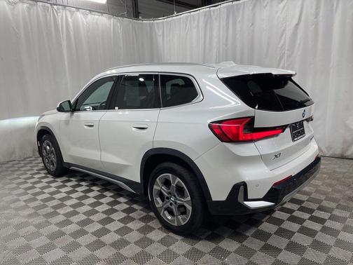 White Metallic 2025 BMW X1 xDrive28i