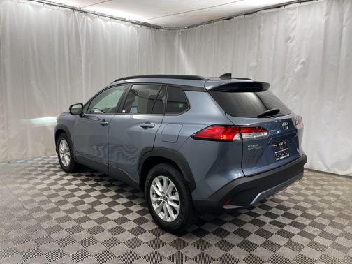 2025 Toyota Corolla Cross LE