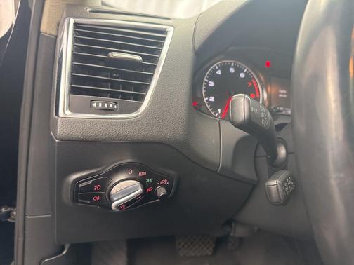 2012 Audi Q5 2.0T Premium Plus