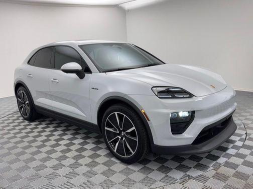 2024 Porsche Macan 4