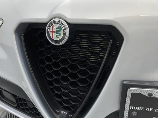 2022 Alfa Romeo Stelvio Sprint