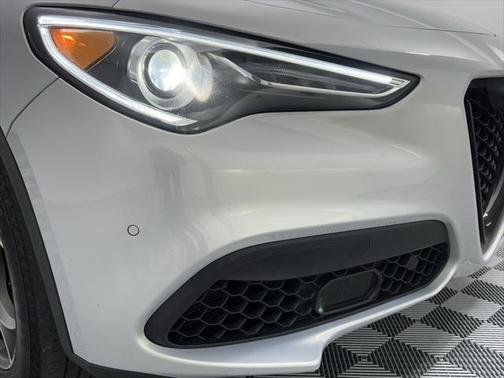 2022 Alfa Romeo Stelvio Sprint