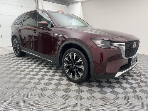 2024 Mazda CX-90 PHEV Premium Plus