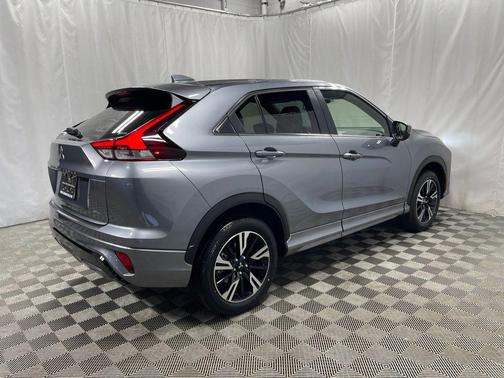 Mercury Gray Metallic 2026 Mitsubishi Eclipse Cross SEL