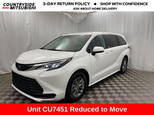 2024 Toyota Sienna LE