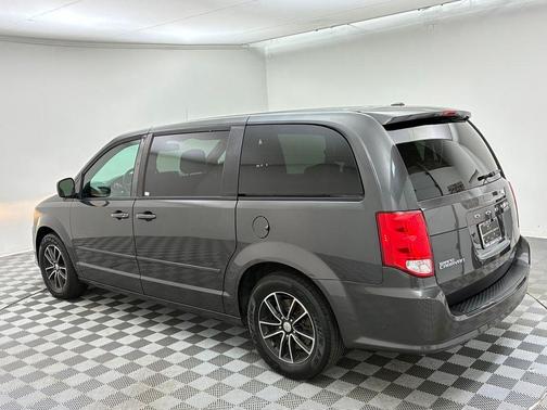 Granite Crystal Metallic Clearcoat 2016 Dodge Grand Caravan AVP/SE
