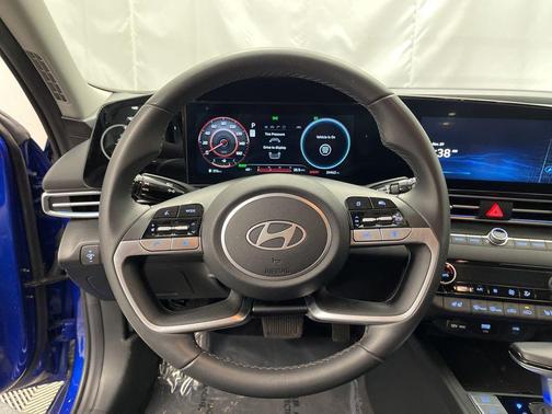 2025 Hyundai ELANTRA HEV Limited