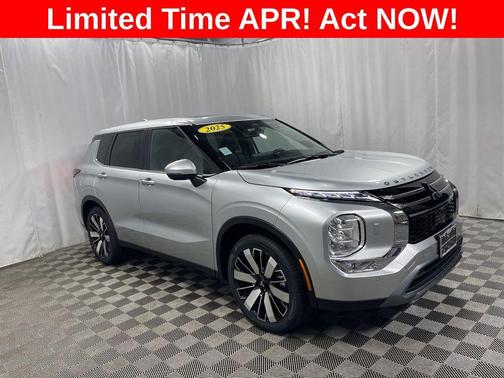 2025 Mitsubishi Outlander SE S-AWC