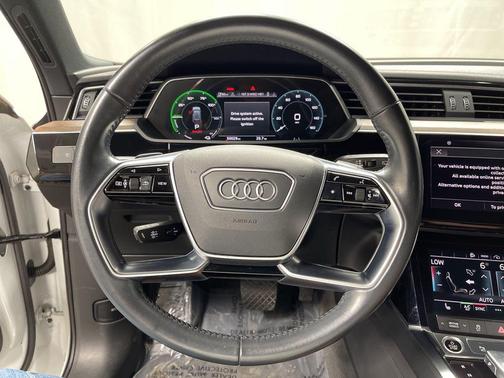 2021 Audi e-tron Premium