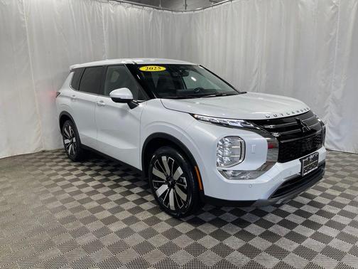 2025 Mitsubishi Outlander SE S-AWC