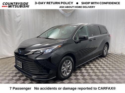 2024 Toyota Sienna LE