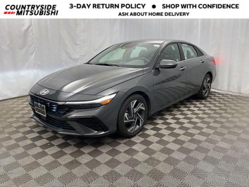 2025 Hyundai ELANTRA SEL