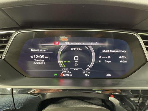 2021 Audi e-tron Premium