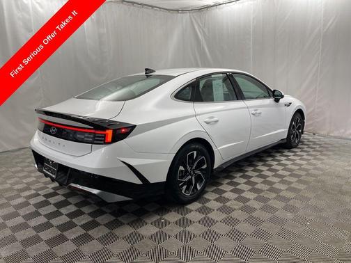 2025 Hyundai SONATA SEL