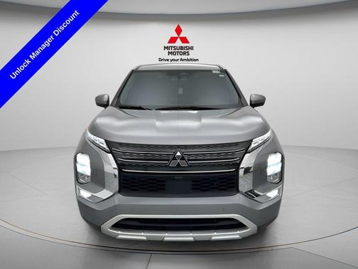 Gray 2024 Mitsubishi Outlander SE 2.5 S-AWC