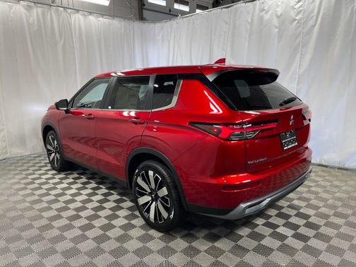 2025 Mitsubishi Outlander SE S-AWC