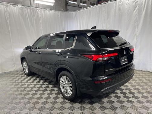 2023 Mitsubishi Outlander ES 2.5 2WD