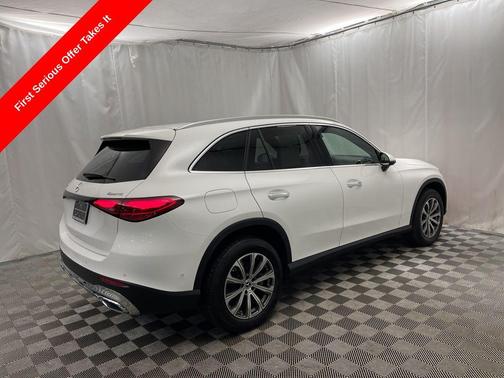 2024 Mercedes-Benz GLC 300 4MATIC