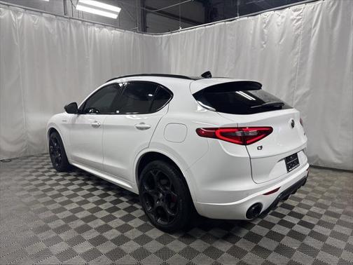 2022 Alfa Romeo Stelvio Ti